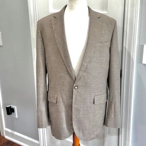 Elevee Cashmere Blazer. Tan. Size 42L.